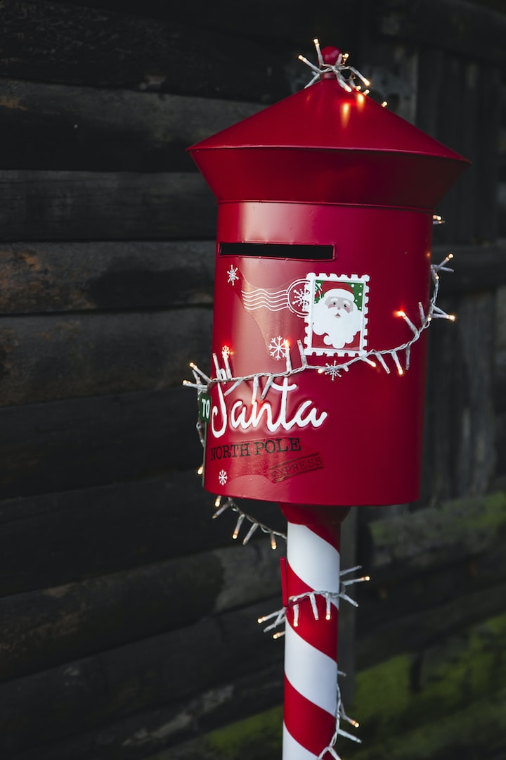 Santa Claus mailbox